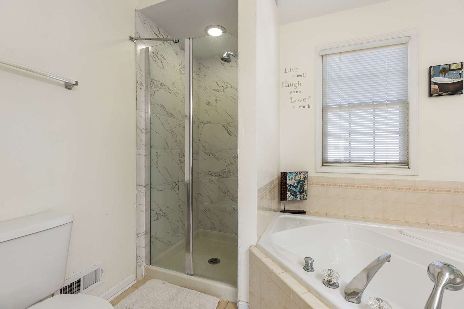 3730 Baybrook Drive, Aurora, IL 60504