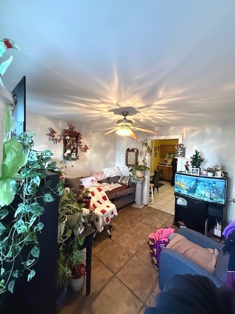 2252 S Sacramento Avenue, Chicago, IL 60623