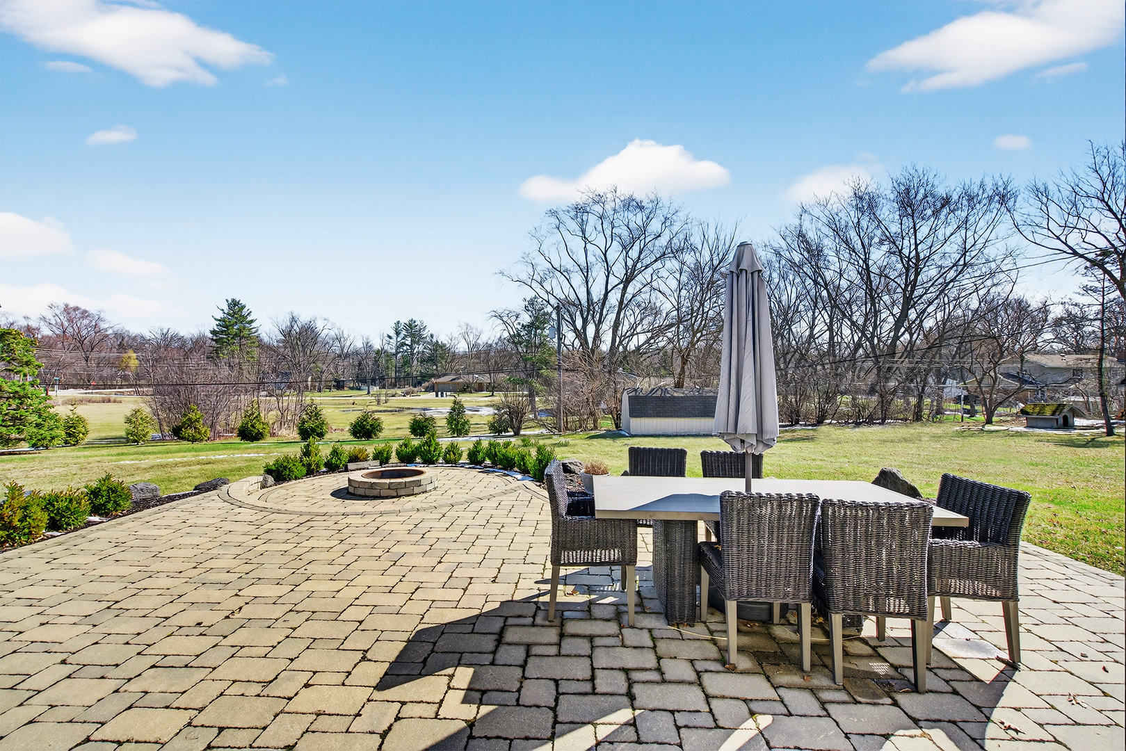 113 S Wedgewood Drive, Barrington, IL 60010