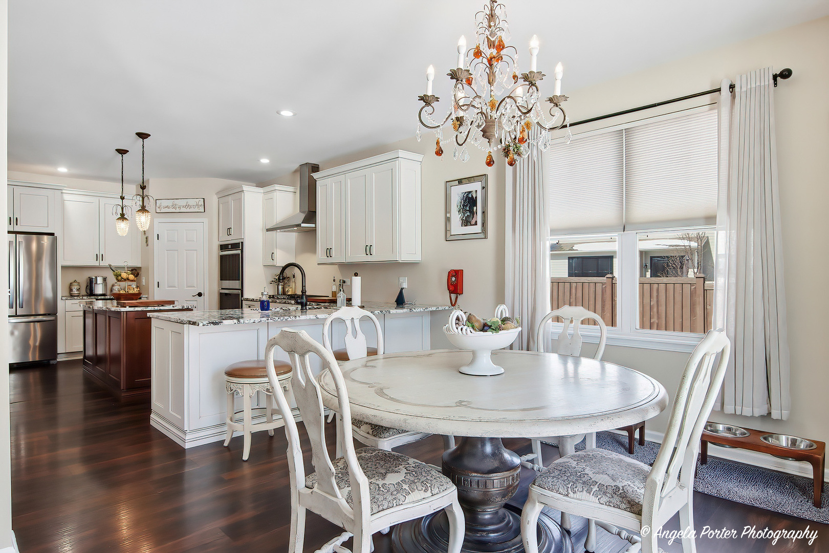 1906 Hillside Lane, McHenry, IL 60051