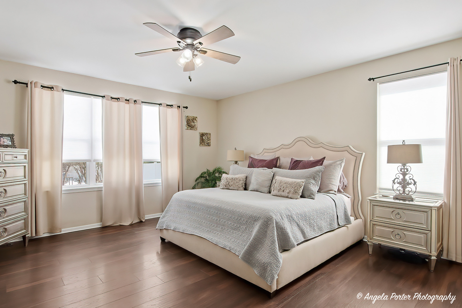 1906 Hillside Lane, McHenry, IL 60051