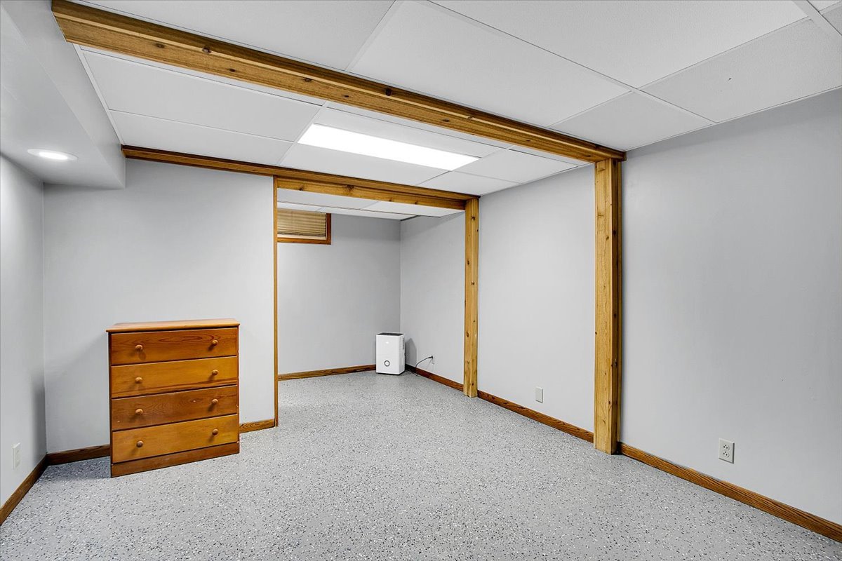 6393 Chicago Road, Yorkville, IL 60560