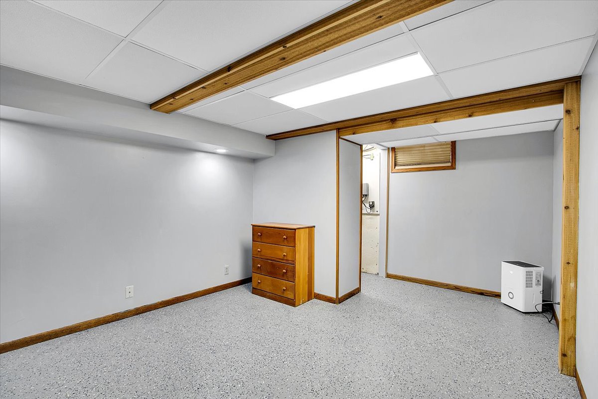 6393 Chicago Road, Yorkville, IL 60560