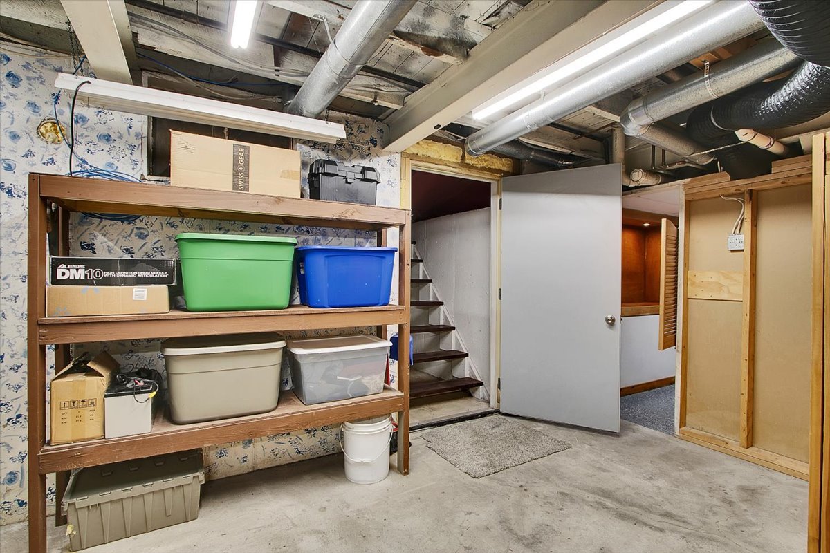 6393 Chicago Road, Yorkville, IL 60560