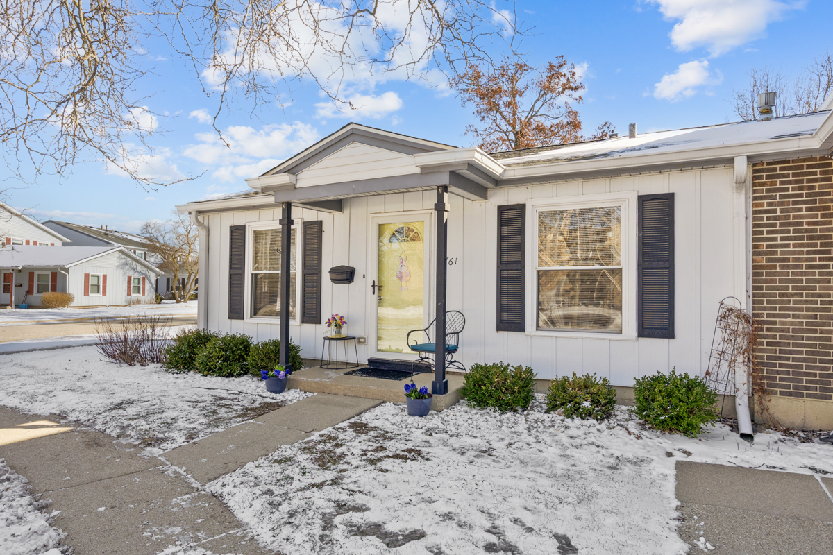 761 Wellington Avenue #761, Elk Grove Village, IL 60007