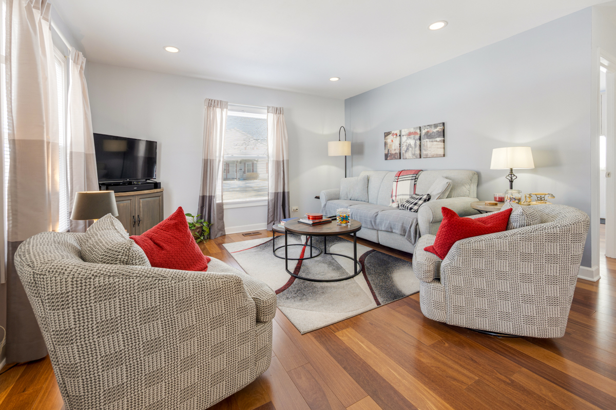 761 Wellington Avenue #761, Elk Grove Village, IL 60007