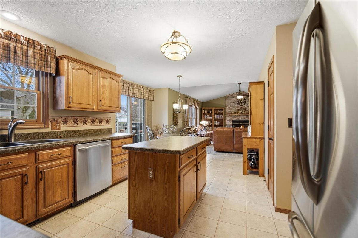 1209 Hanson Drive, Normal, IL 61761