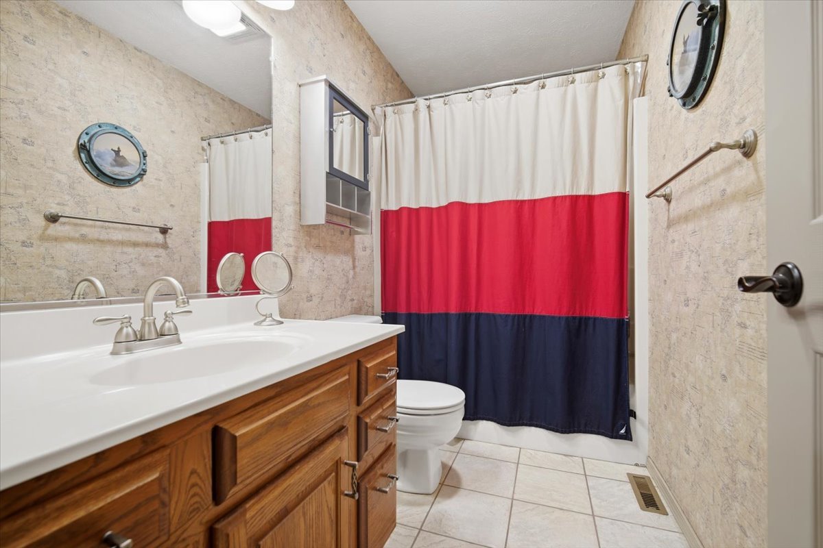 1209 Hanson Drive, Normal, IL 61761