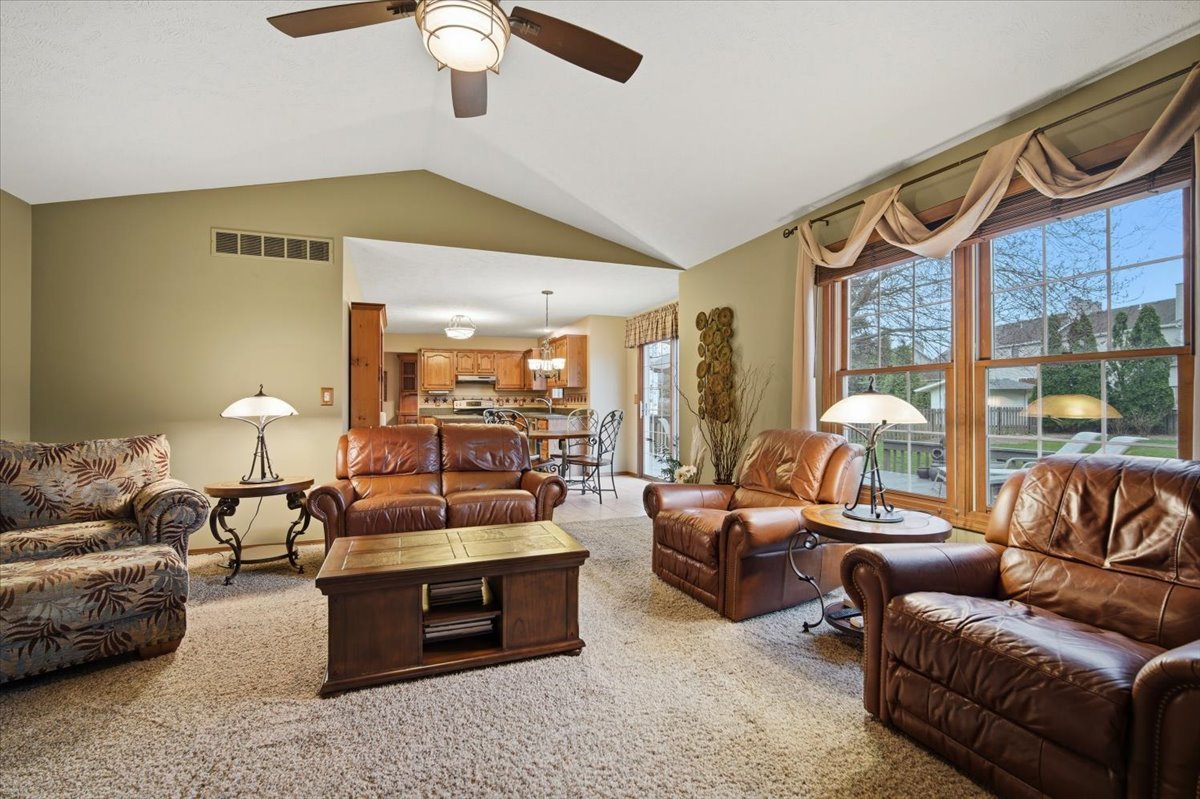 1209 Hanson Drive, Normal, IL 61761