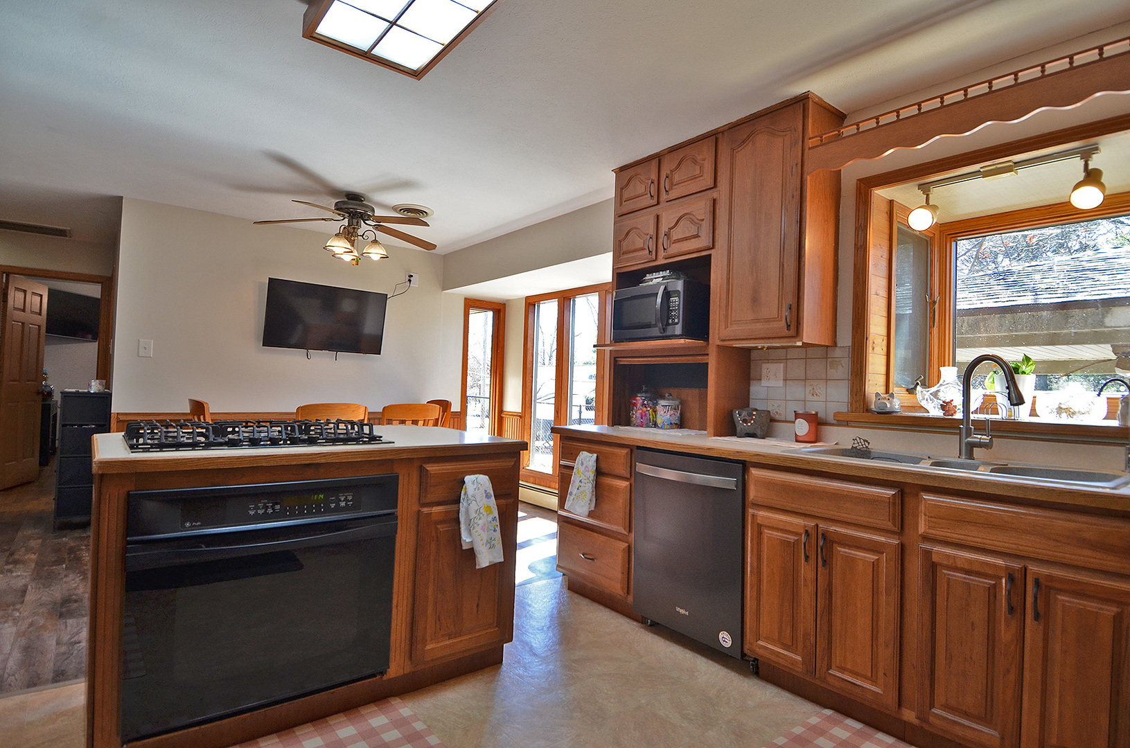 1508 N 1329th Road, Streator, IL 61364