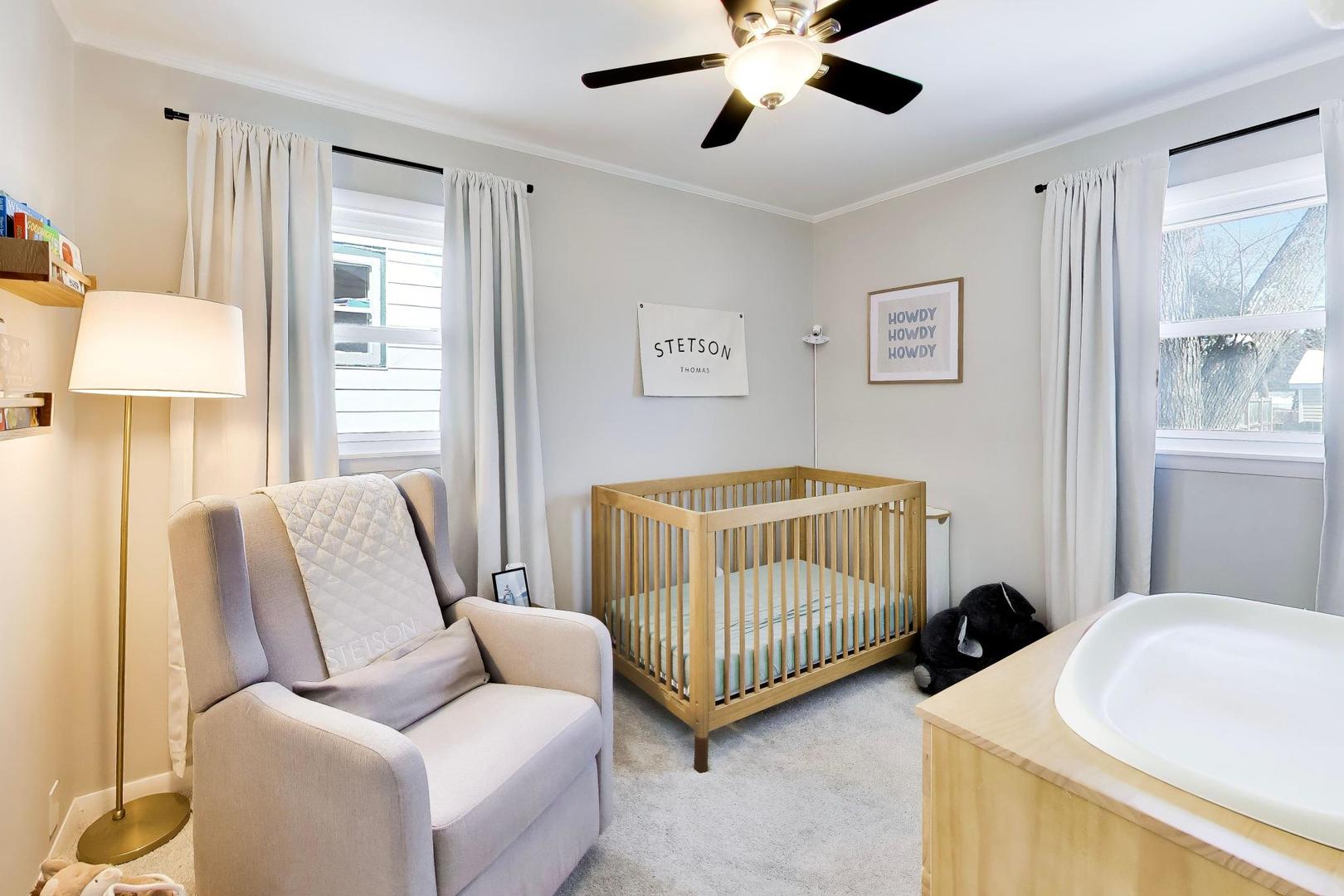 315 S Morgan Avenue, Wheaton, IL 60187