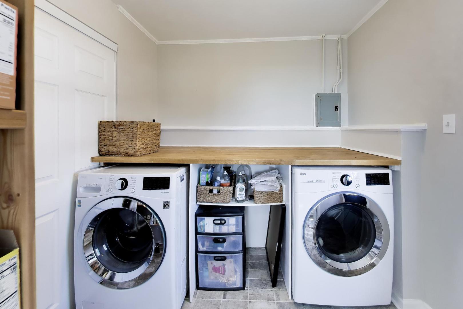 315 S Morgan Avenue, Wheaton, IL 60187