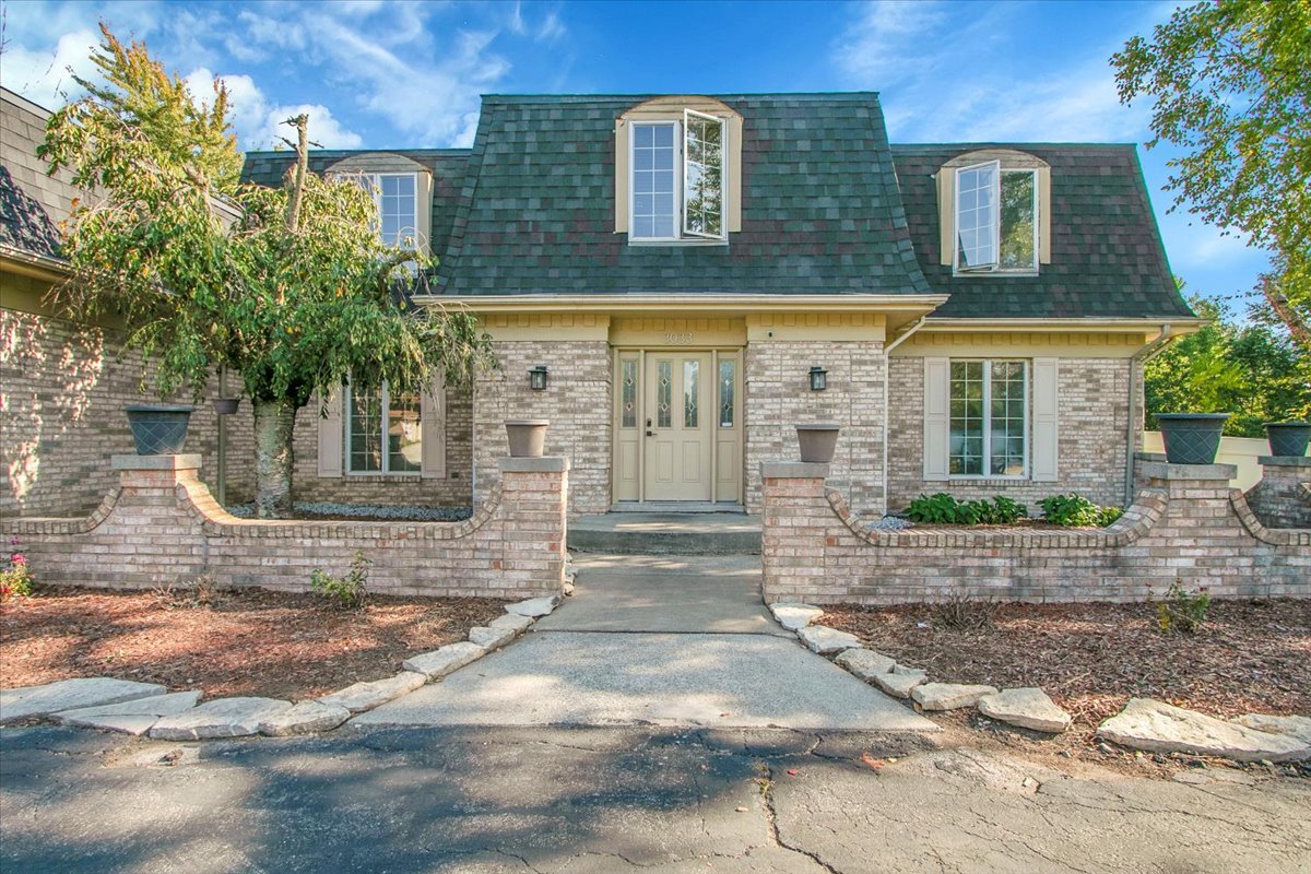 3033 E Hickory Lane, Crete, IL 60417