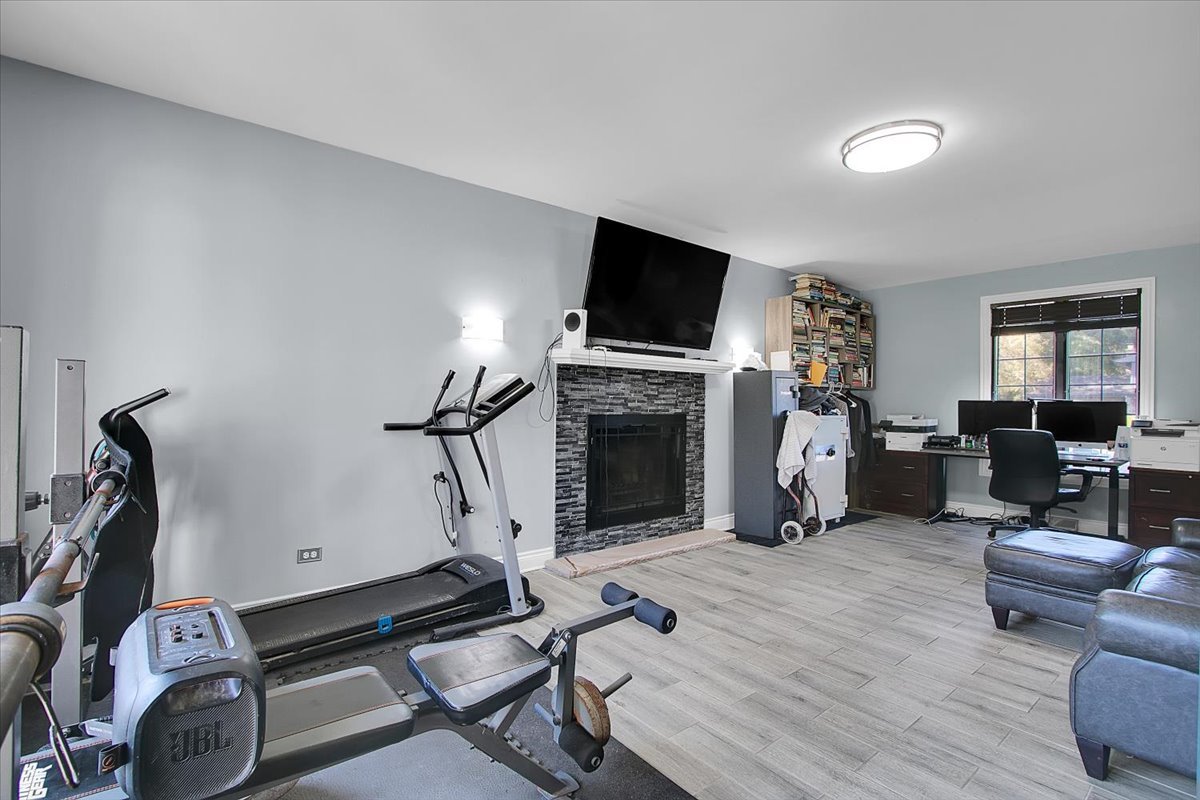 3033 E Hickory Lane, Crete, IL 60417