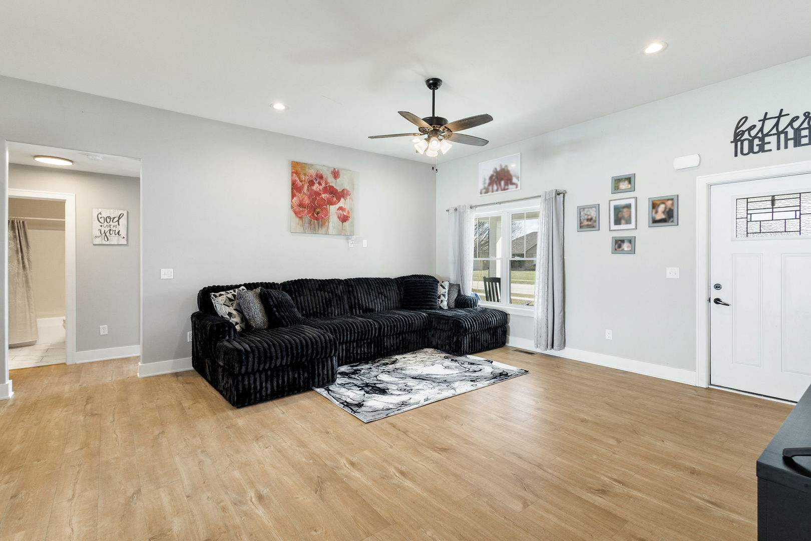 1059 Hummingbird Lane, Peotone, IL 60468