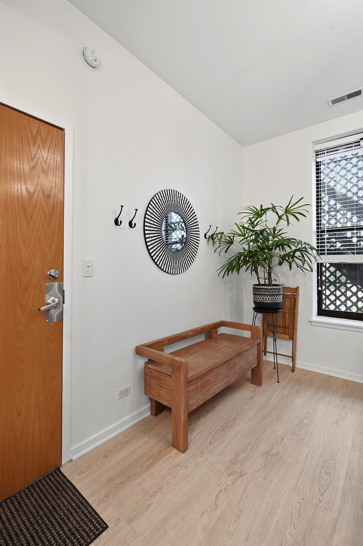 1760 N WELLS Street #2D, Chicago, IL 60614