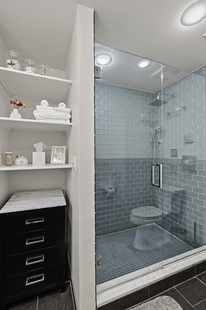 1760 N WELLS Street #2D, Chicago, IL 60614