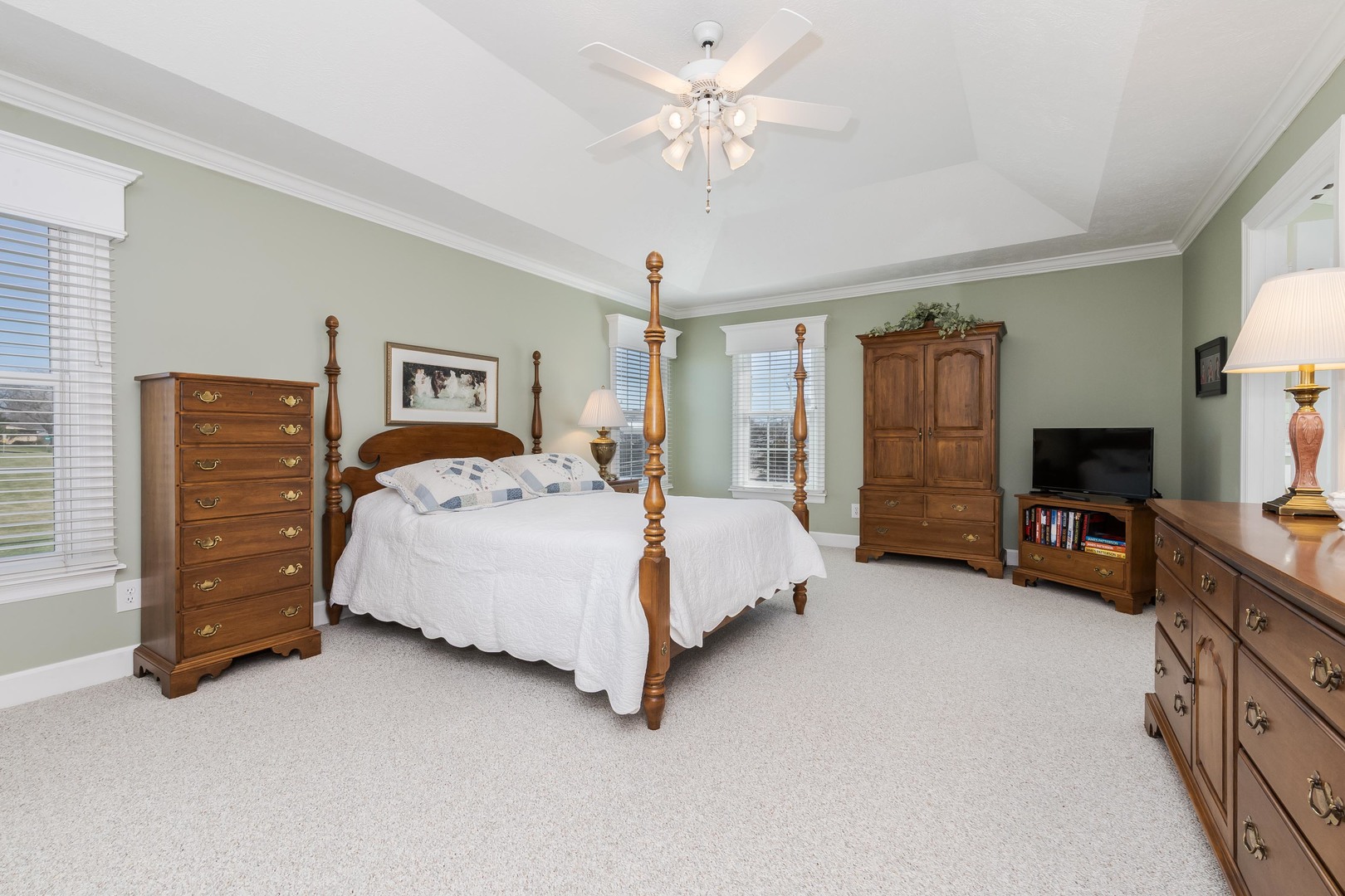 3 Jill Court, Bloomington, IL 61701