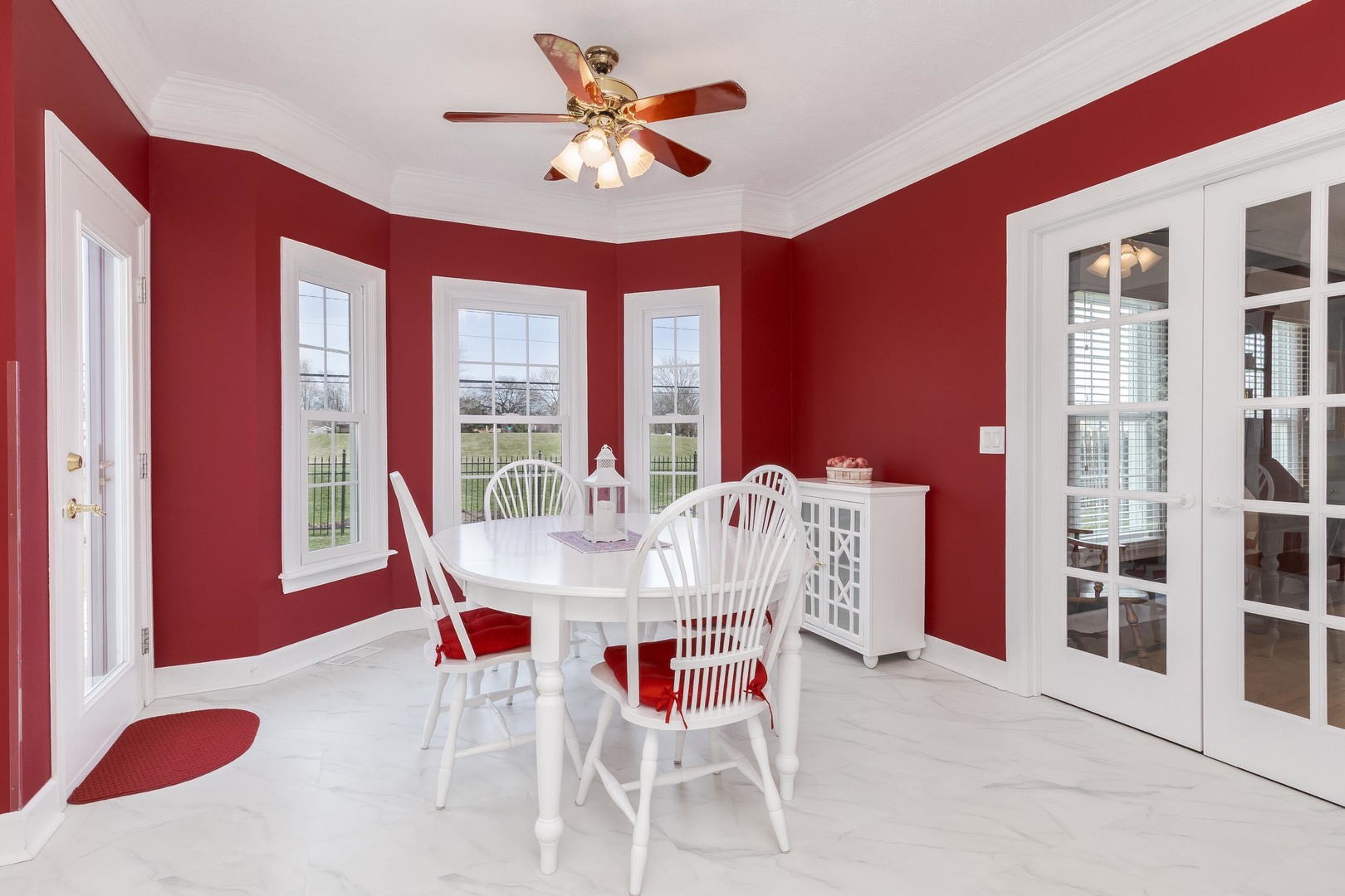 3 Jill Court, Bloomington, IL 61701