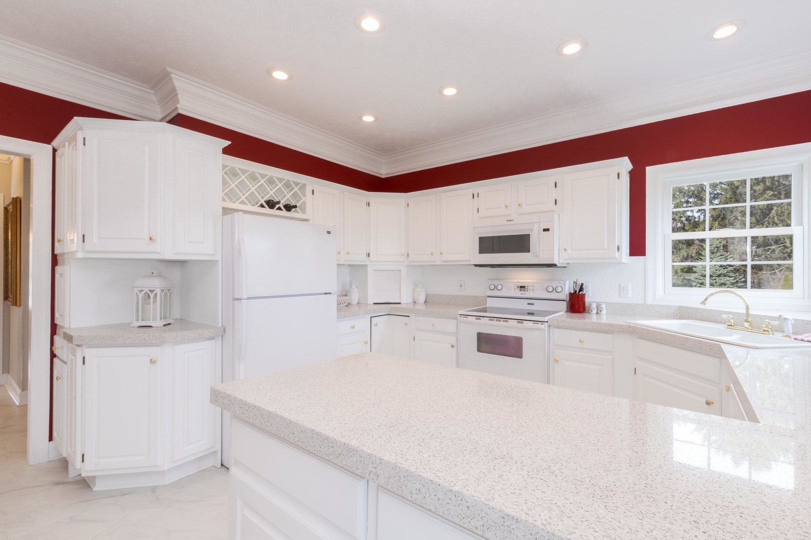 3 Jill Court, Bloomington, IL 61701