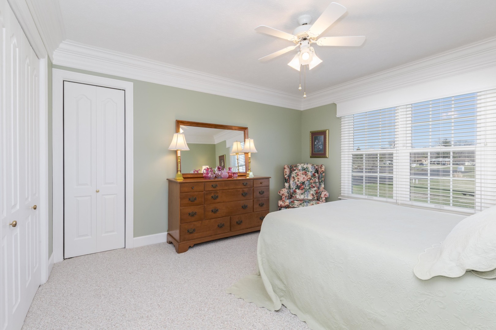 3 Jill Court, Bloomington, IL 61701