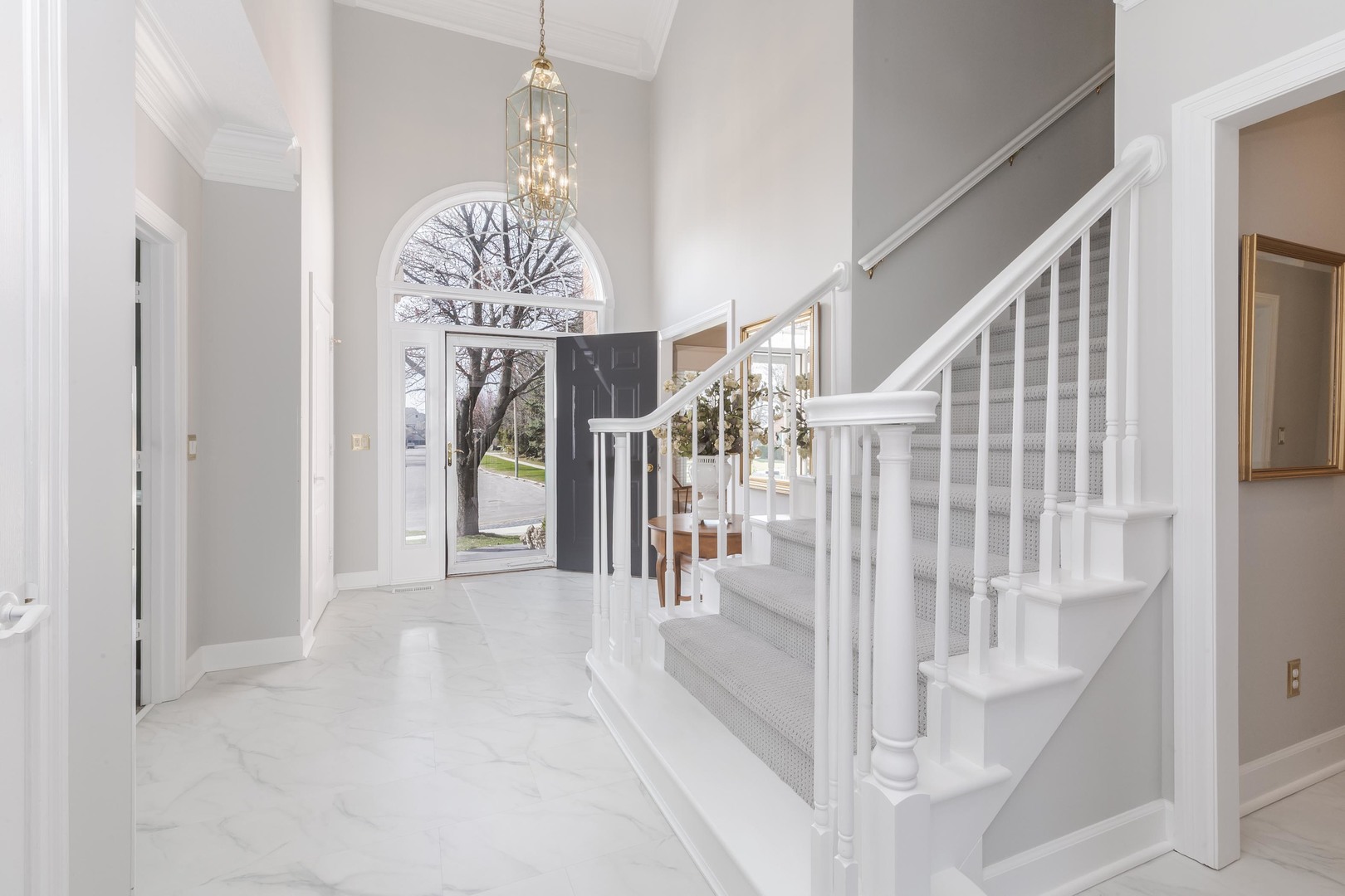 3 Jill Court, Bloomington, IL 61701