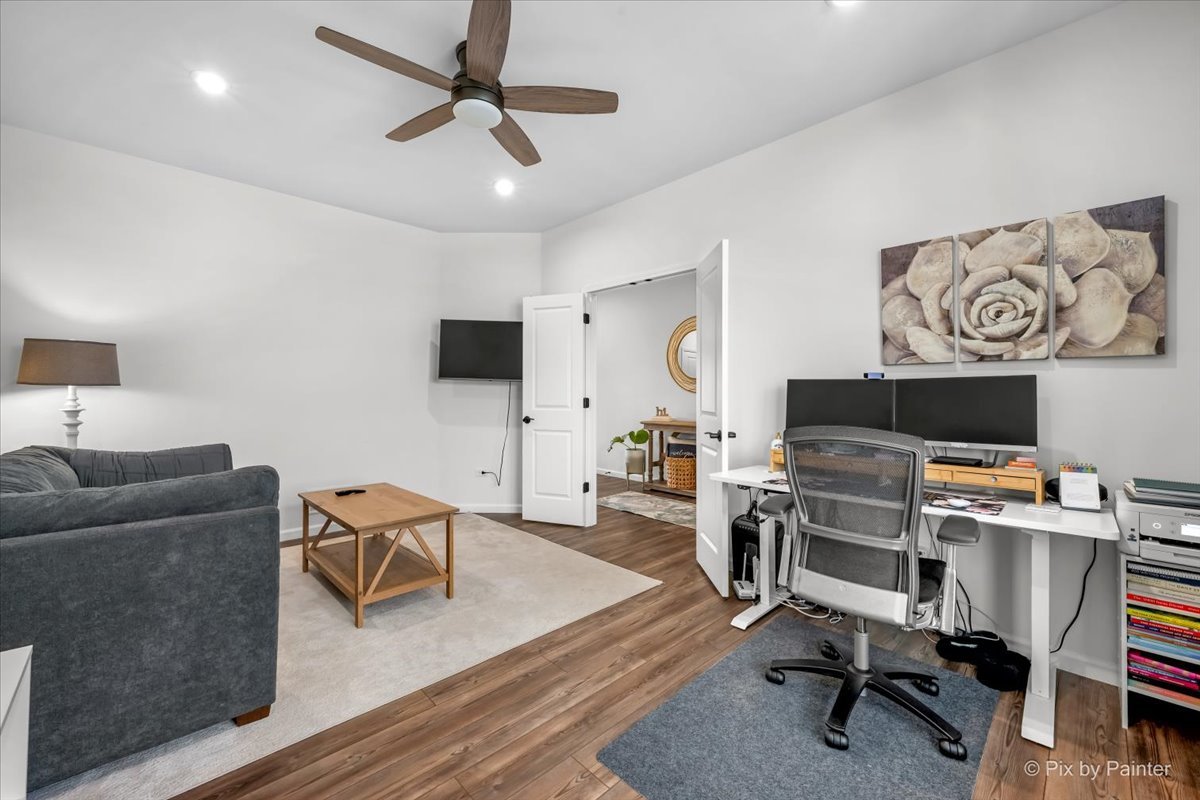 3691 Skyglade Drive, Elgin, IL 60124