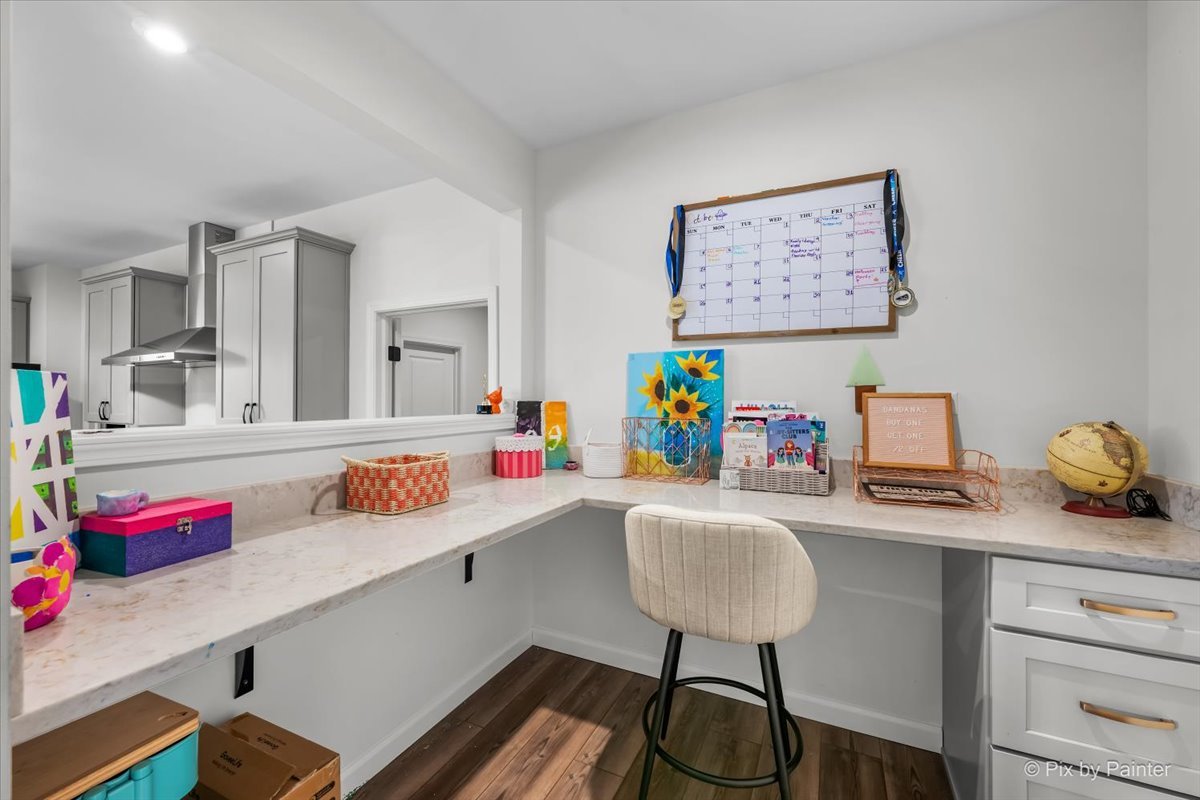 3691 Skyglade Drive, Elgin, IL 60124