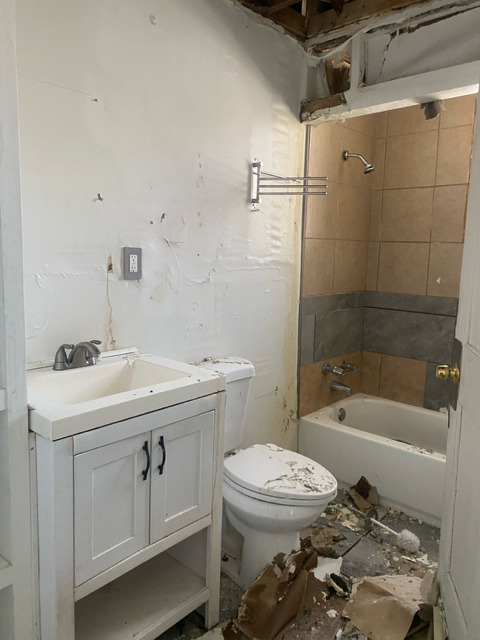 3144 W LEXINGTON Avenue, Chicago, IL 60612