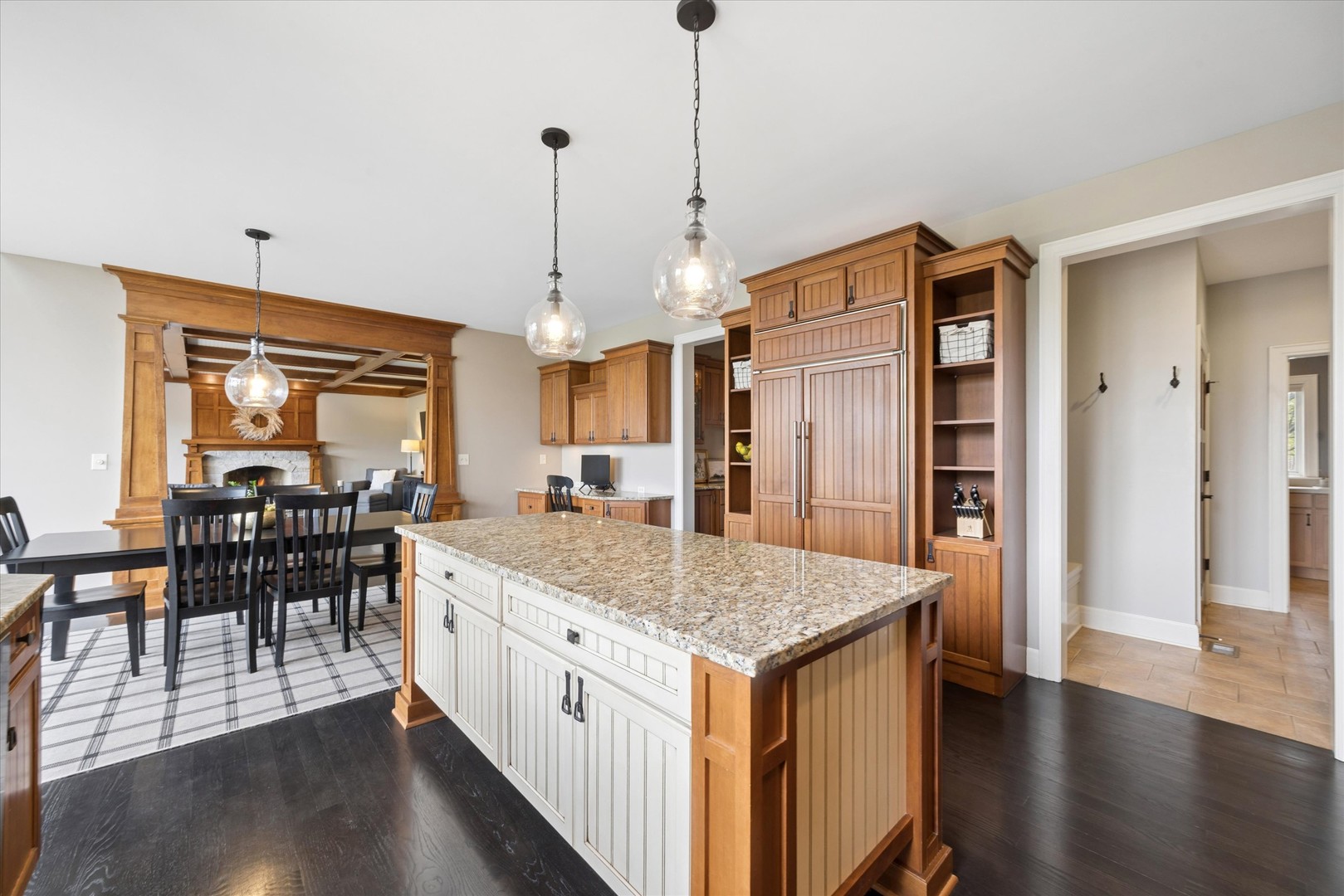 521 River Ridge Drive, St. Charles, IL 60175