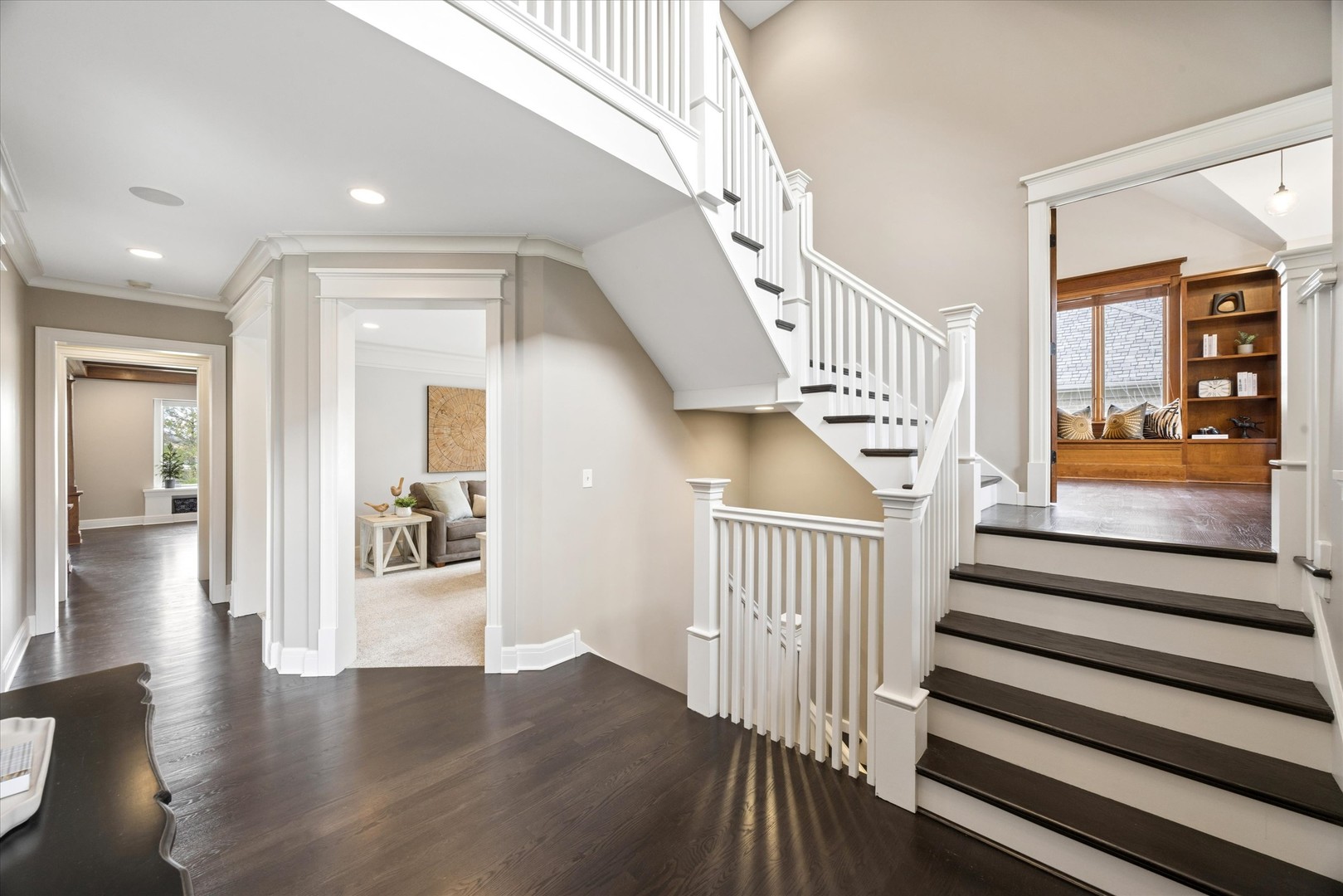 521 River Ridge Drive, St. Charles, IL 60175