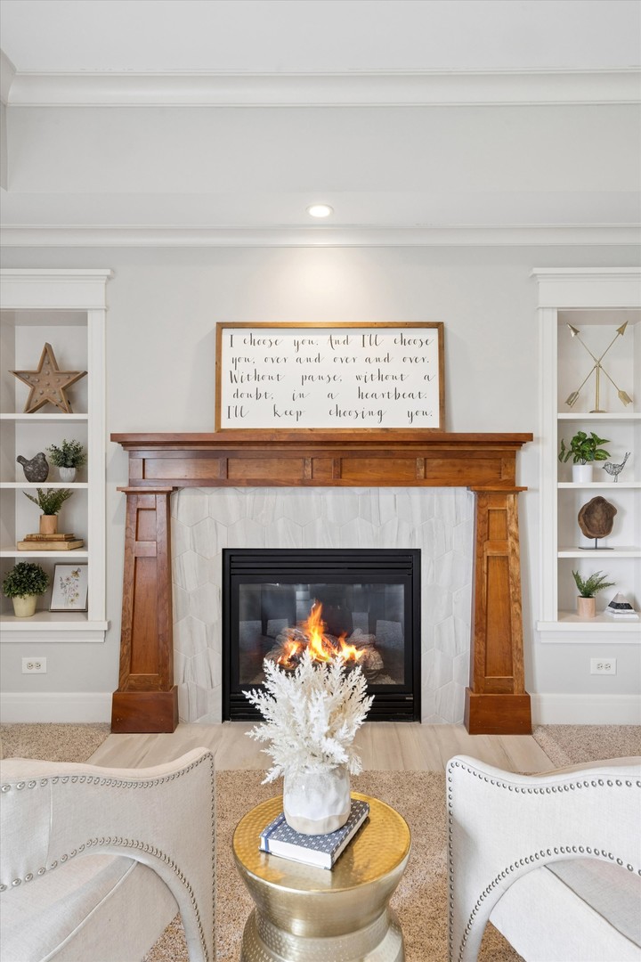 521 River Ridge Drive, St. Charles, IL 60175