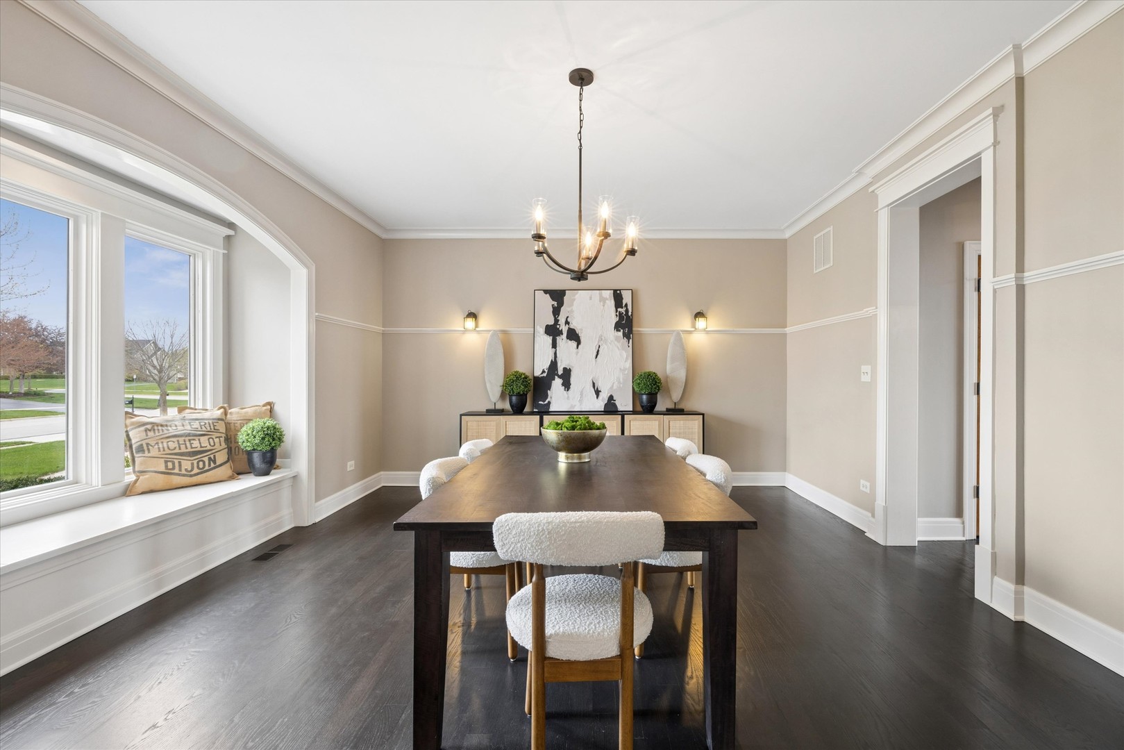 521 River Ridge Drive, St. Charles, IL 60175