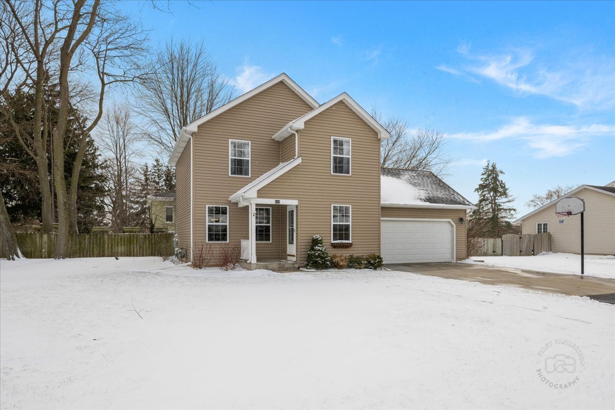 645 E State Street, South Elgin, IL 60177