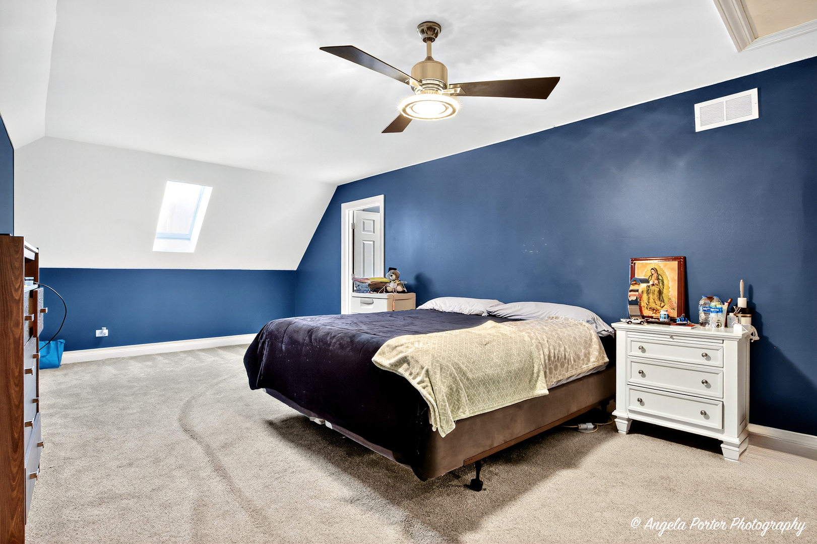 701 Caitlin Court, Grayslake, IL 60030