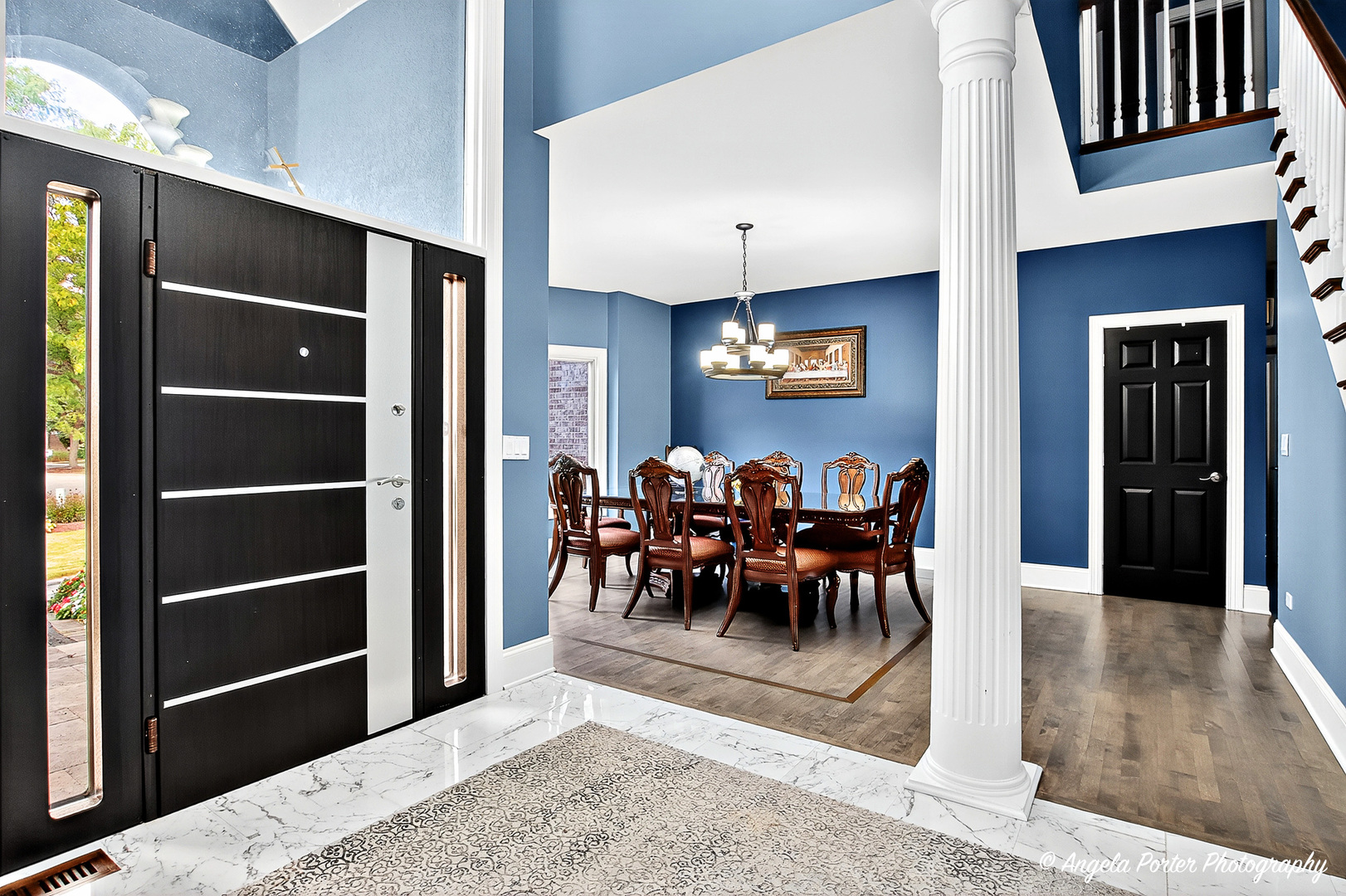 701 Caitlin Court, Grayslake, IL 60030