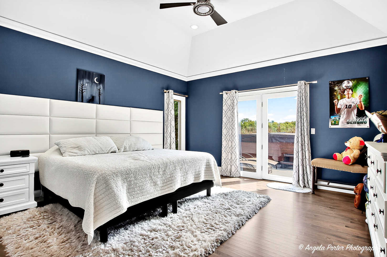 701 Caitlin Court, Grayslake, IL 60030