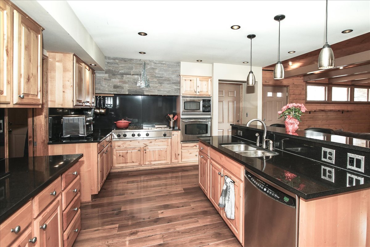 111 W Washington Boulevard, Lombard, IL 60148