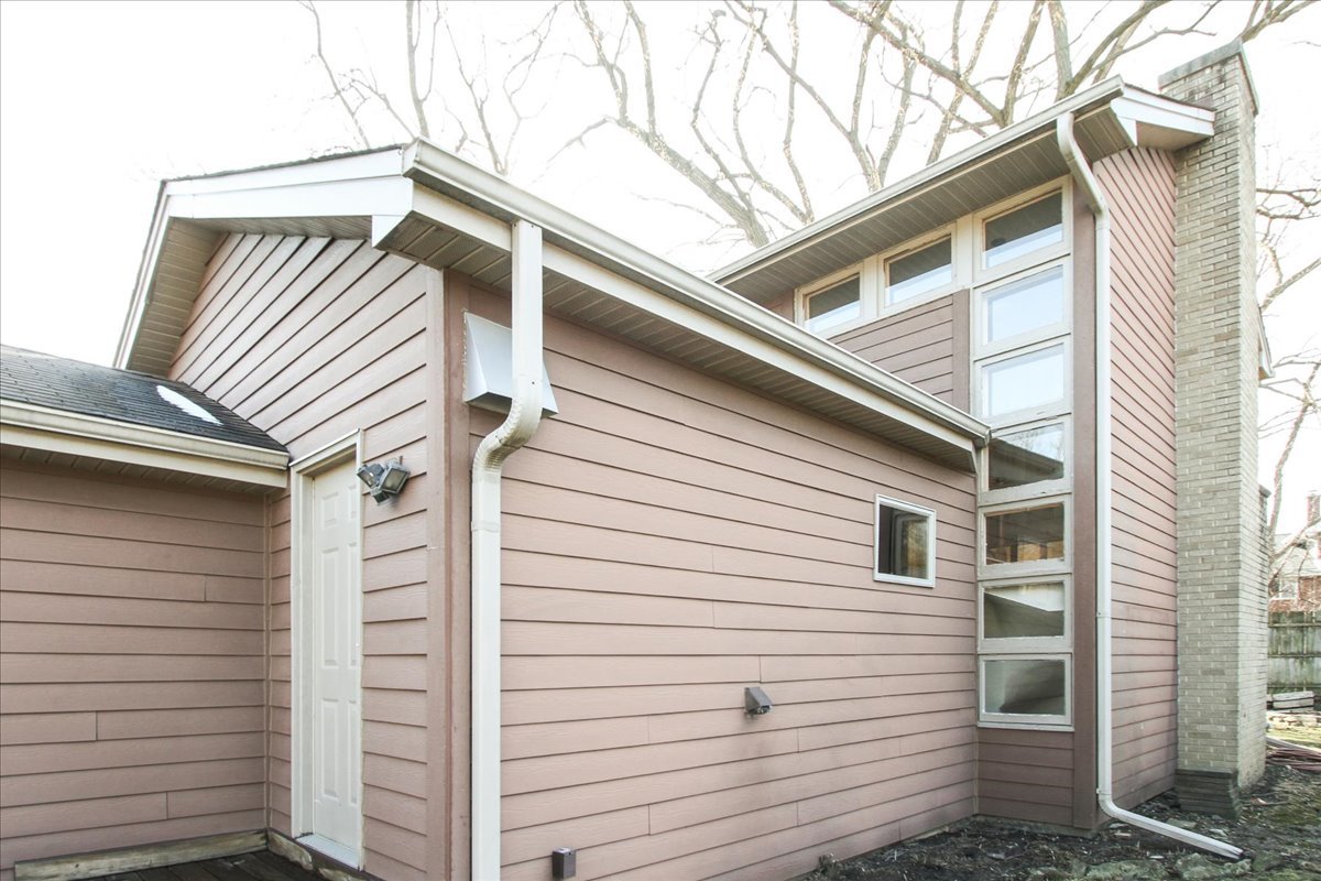 111 W Washington Boulevard, Lombard, IL 60148