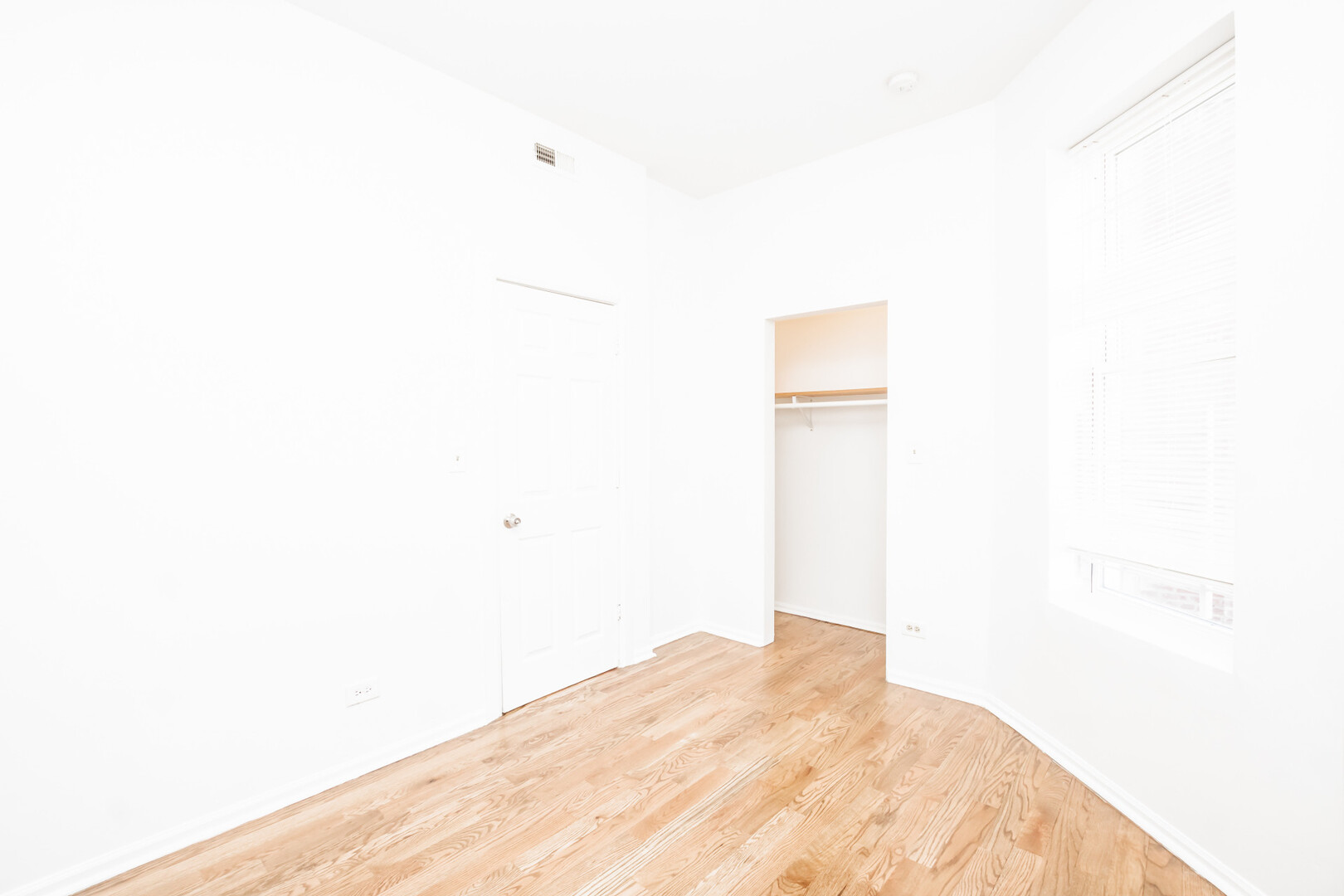 1306 S Central Park Avenue, Chicago, IL 60623