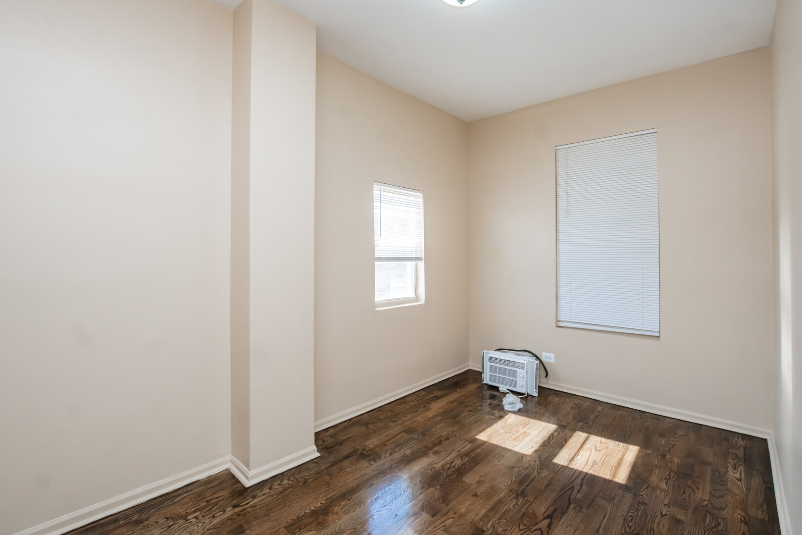 1306 S Central Park Avenue, Chicago, IL 60623