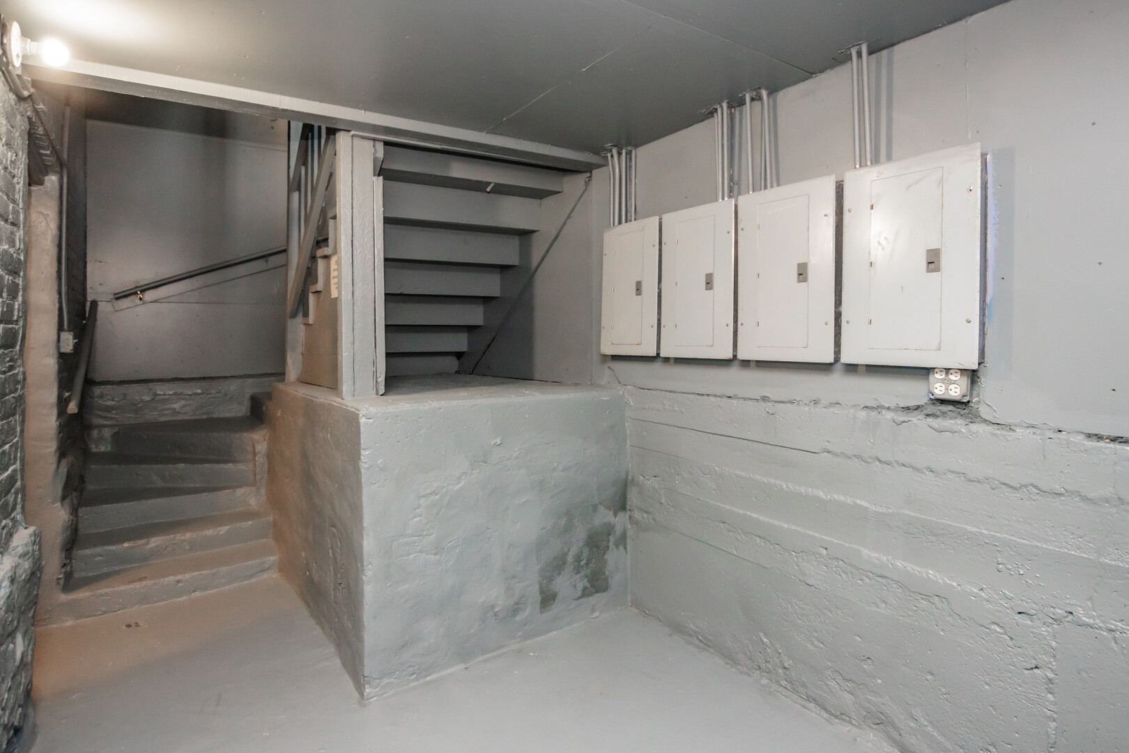 1306 S Central Park Avenue, Chicago, IL 60623