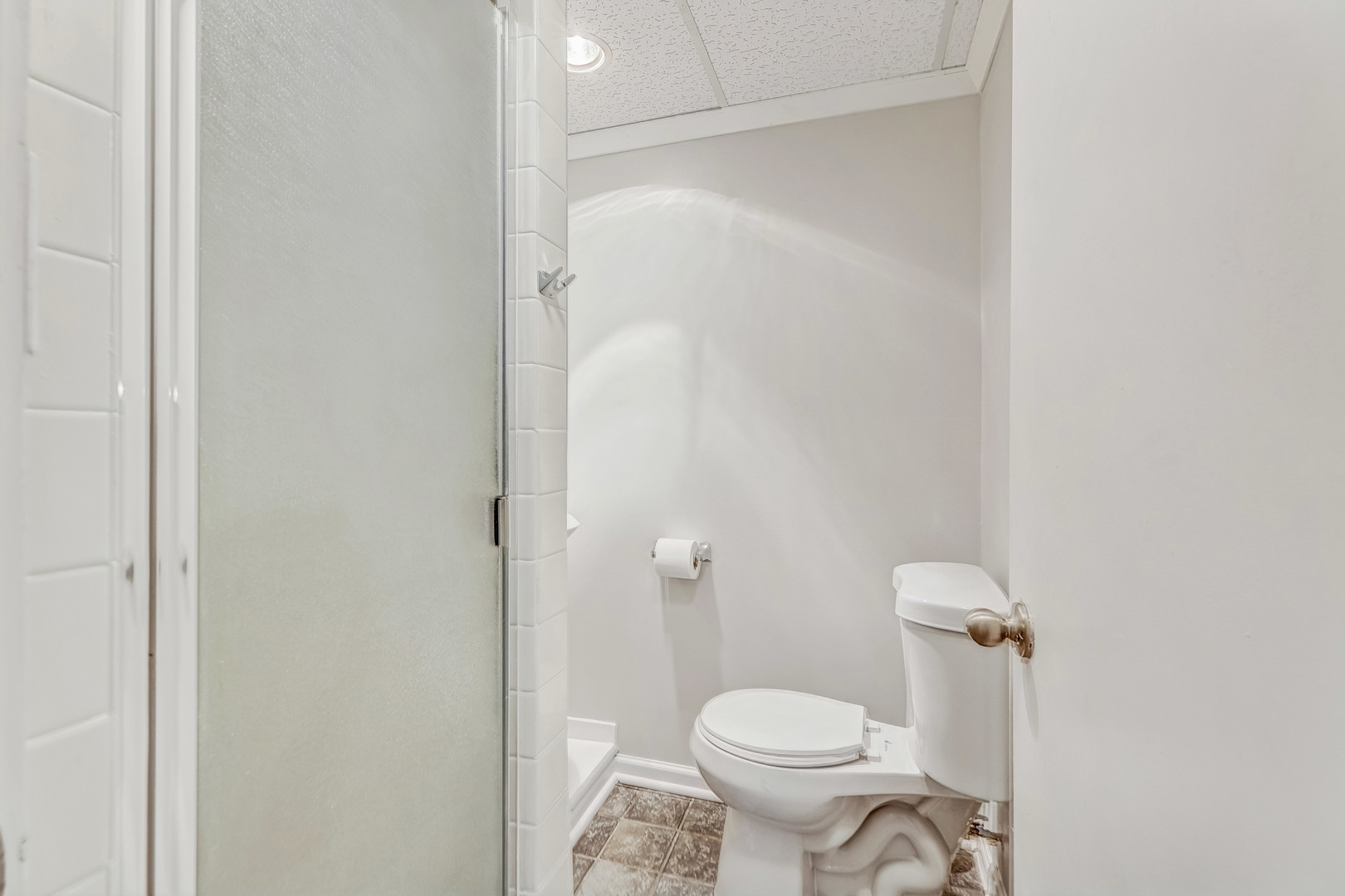 1906 W Greendale Avenue, Park Ridge, IL 60068