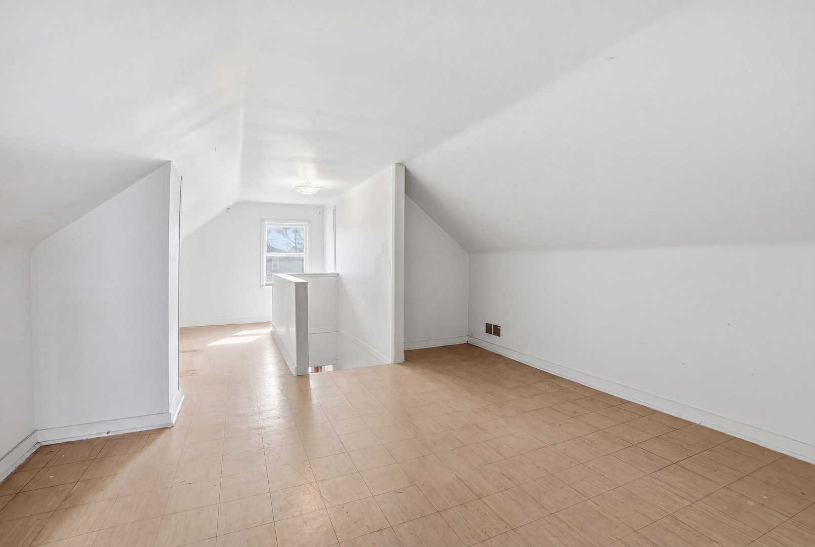 7339 N Osceola Avenue, Chicago, IL 60631