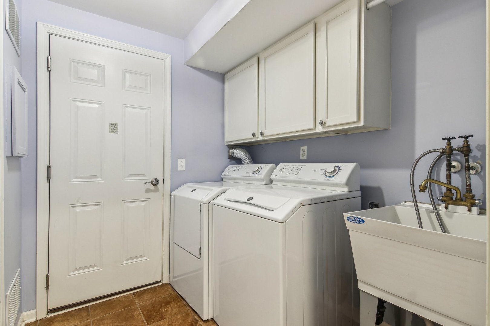 316 Bedford Road, Bolingbrook, IL 60440