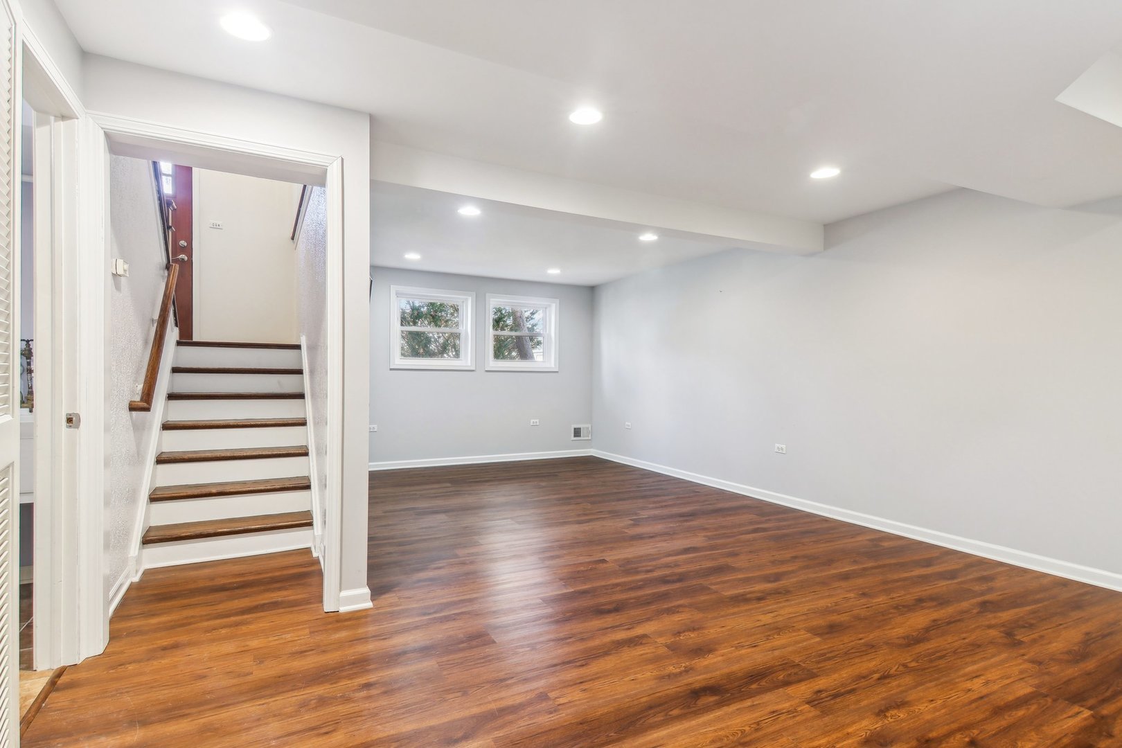 316 Bedford Road, Bolingbrook, IL 60440