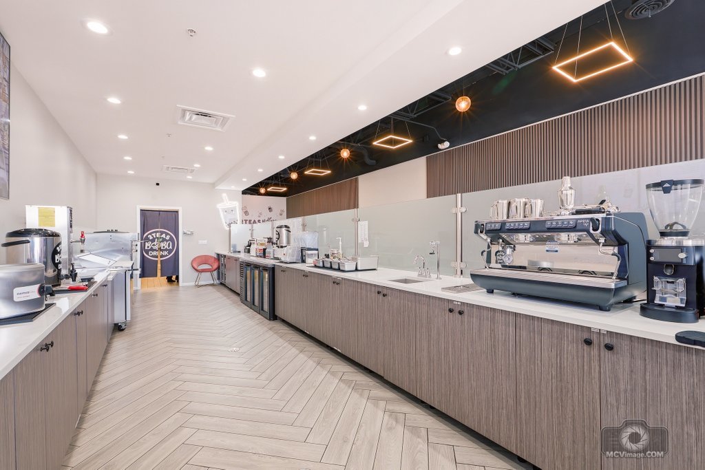 15945 Harlem Avenue, Tinley Park, IL 60477