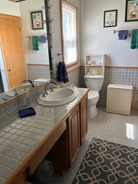 16W567 Hillside Lane, Willowbrook, IL 60527