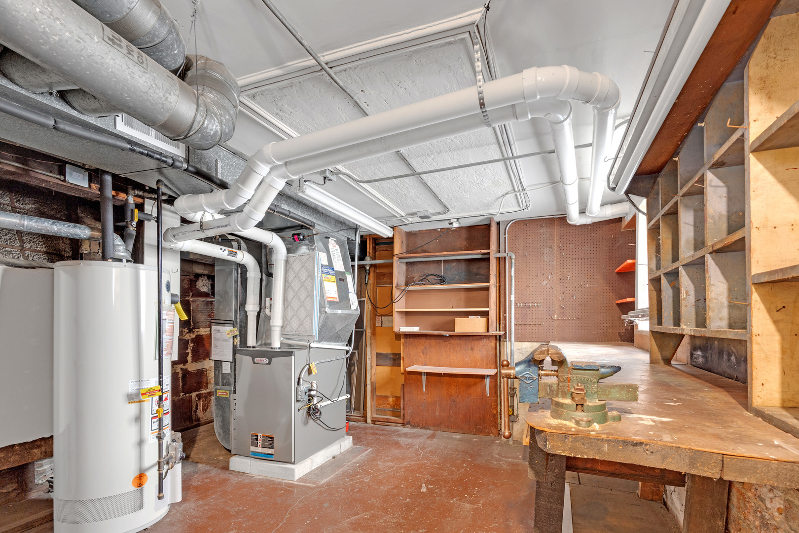 4711 N Kilbourn Avenue, Chicago, IL 60630