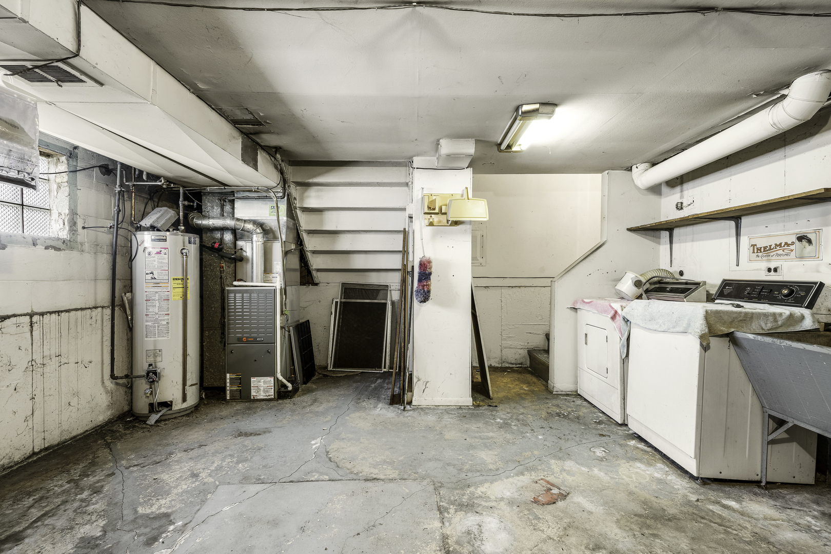 8909 Robin Drive, Des Plaines, IL 60016